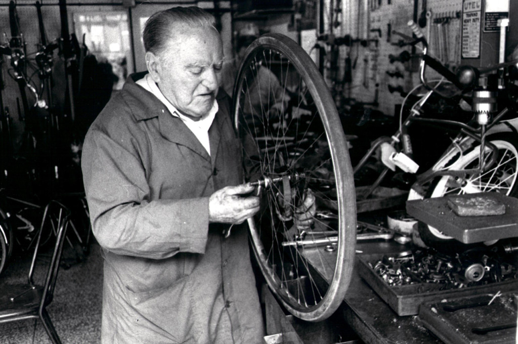 Specchietto retrovisore per Bicicletta - Cicli di Bartolomei Shop